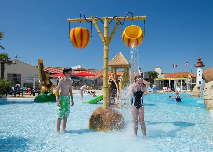 Mobile Homes By Kelair At Camping Sol A Go Go * סנט-אילר-דה-רייה